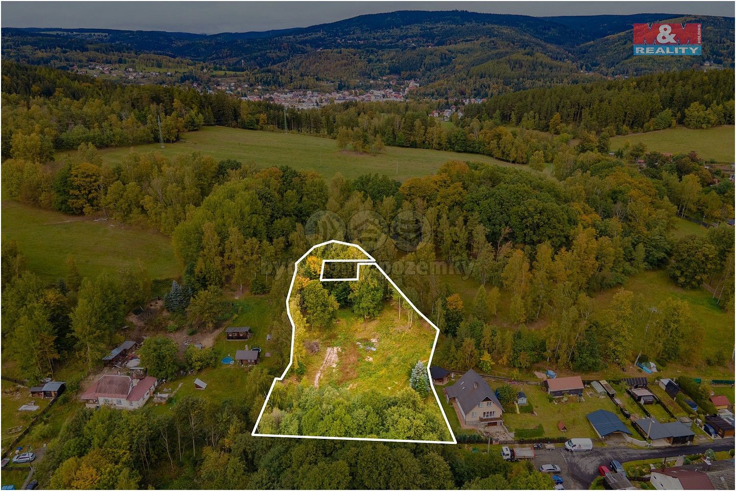 Pozemek pro bydlení, 3 085 m²