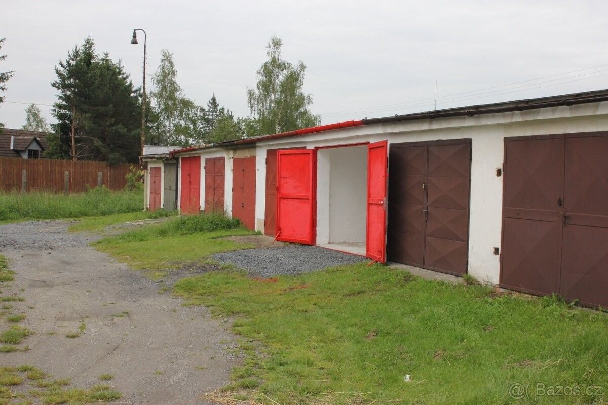 Pronájem garáž - Bruntál, 792 01