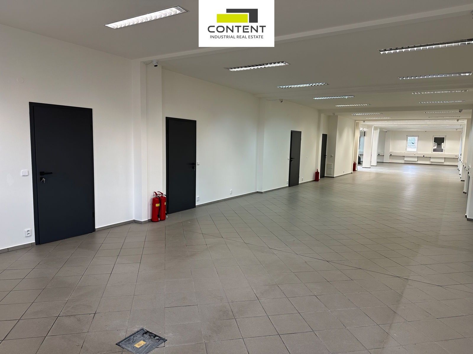 Pronájem obchodní prostory - Komerční, Nupaky, 449 m² - 5