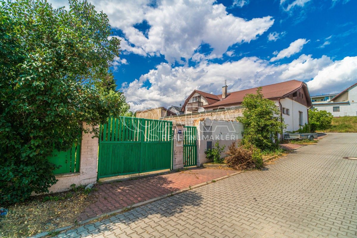 Prodej rodinný dům - Nad propustí, Praha, 268 m²