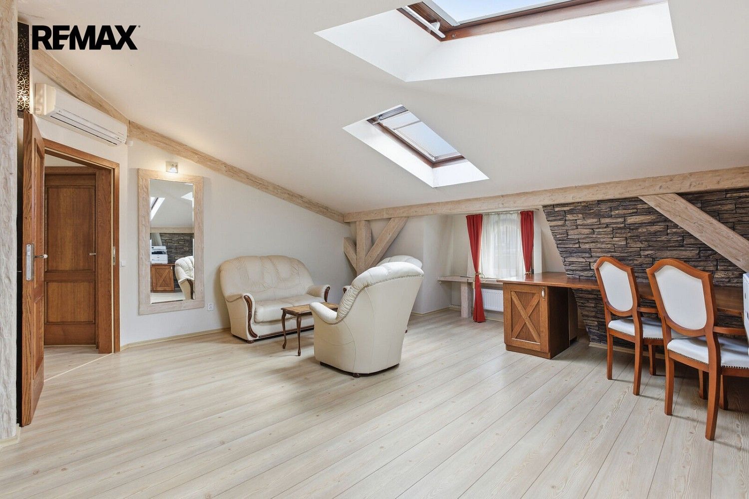 Prodej kancelář - Moskevská, Karlovy Vary, 205 m² - 5