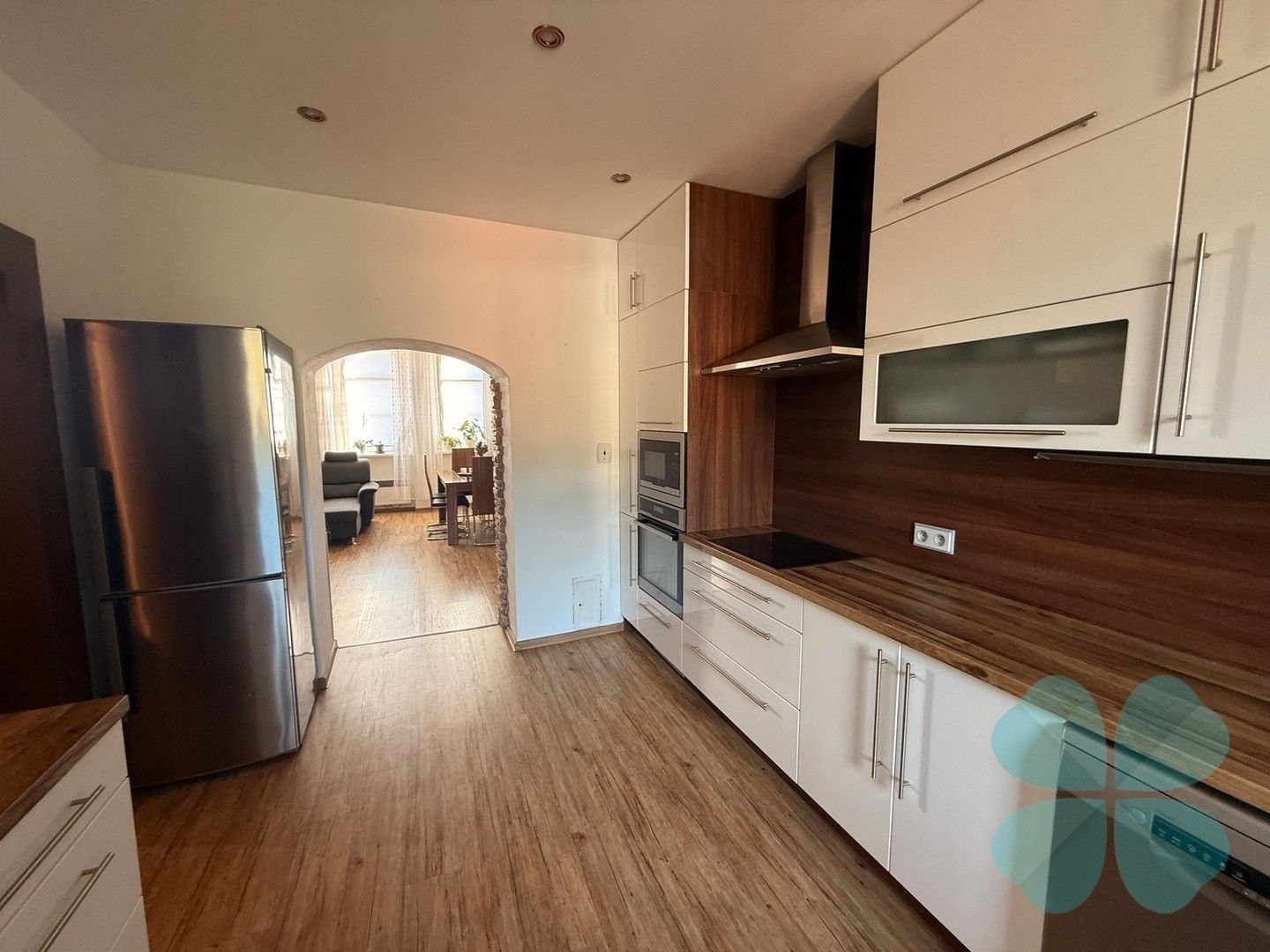 Rodinný dům · 220 m² · Pražská, Radnice - 3