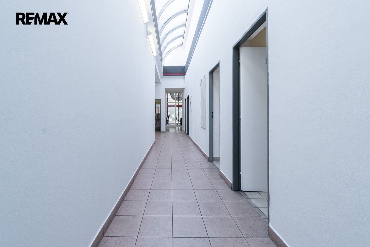 Pronájem kancelář - Ostrava - Mariánské Hory, okres Ostrava-město, Moravskoslezský kraj, 250 m² - 5