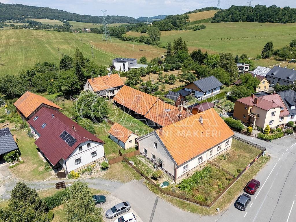 Rodinné domy, Hostašovice, okres Nový Jičín, 320 m² - 1
