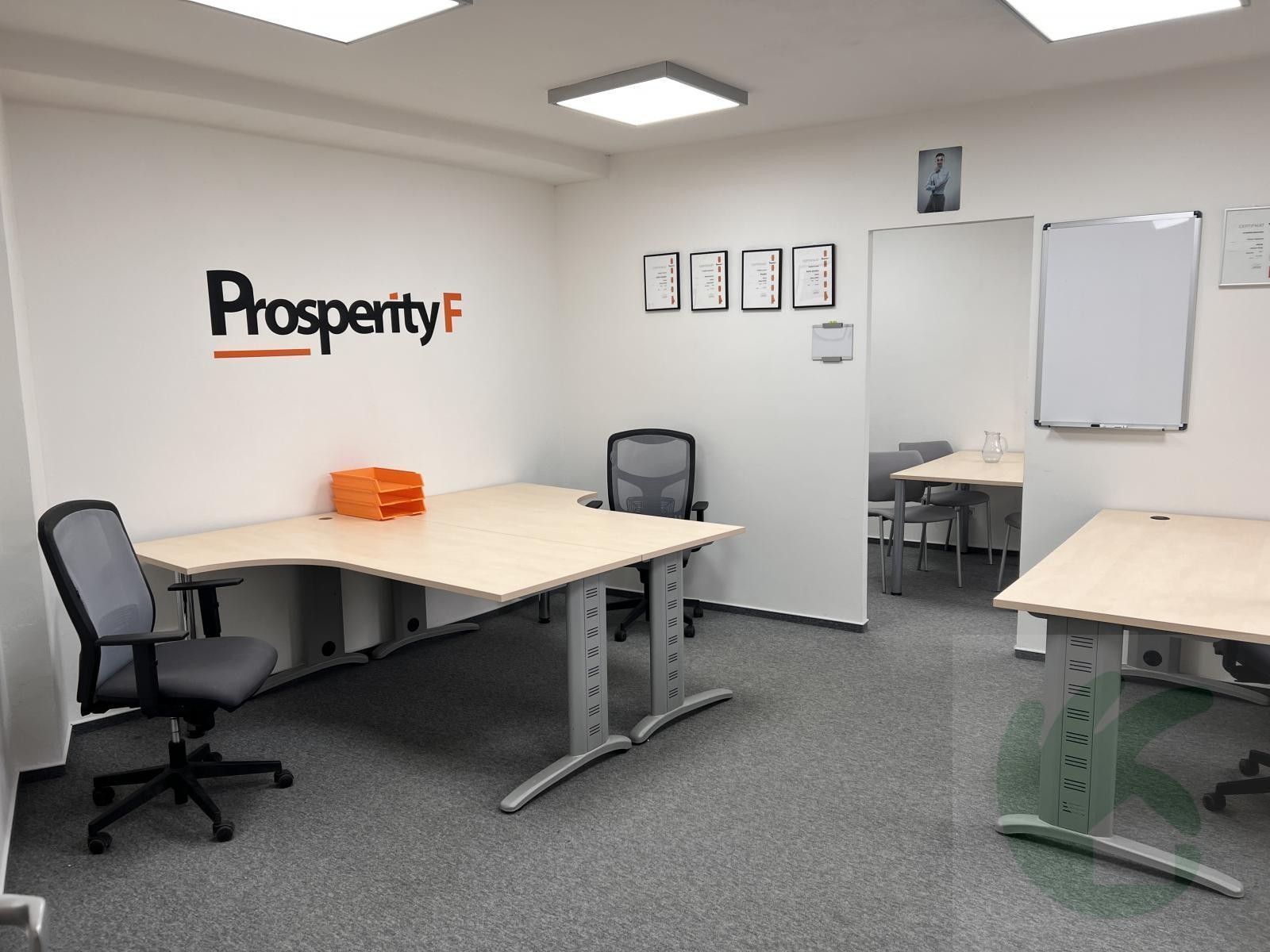 Pronájem kancelář - Pražská, Mělník, 33 m²