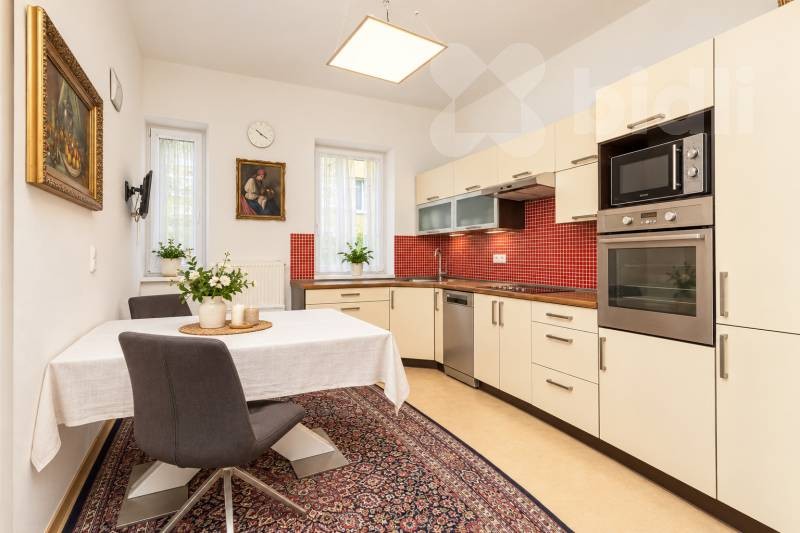 2+1, U svobodárny 1064, Praha Libeň, 71 m²