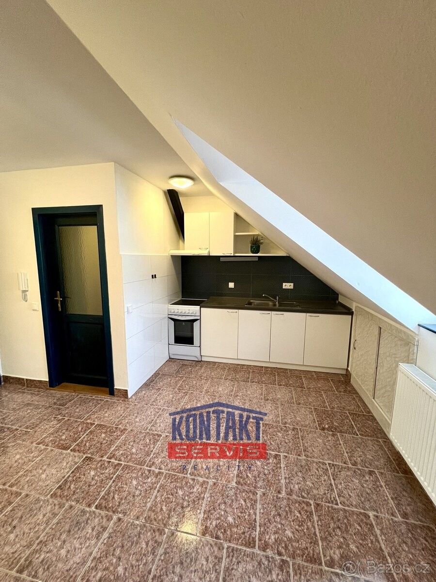 Byty, Jindřichův Hradec, 377 01