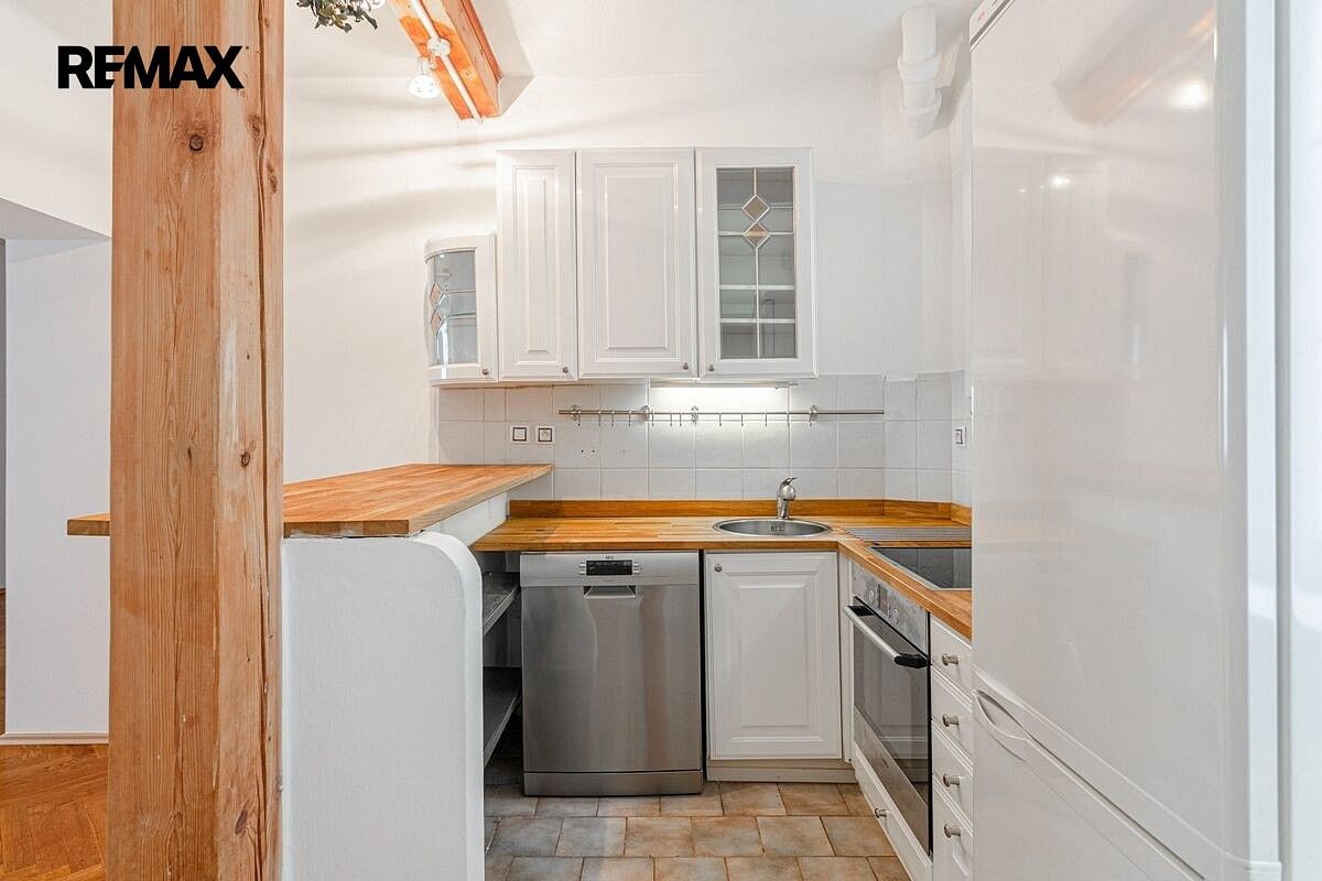 3+kk, Závěrka, Praha 6 - Břevnov, 74 m² - 2