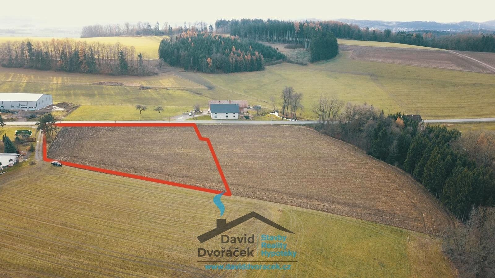 Prodej komerční pozemek - Líšnice