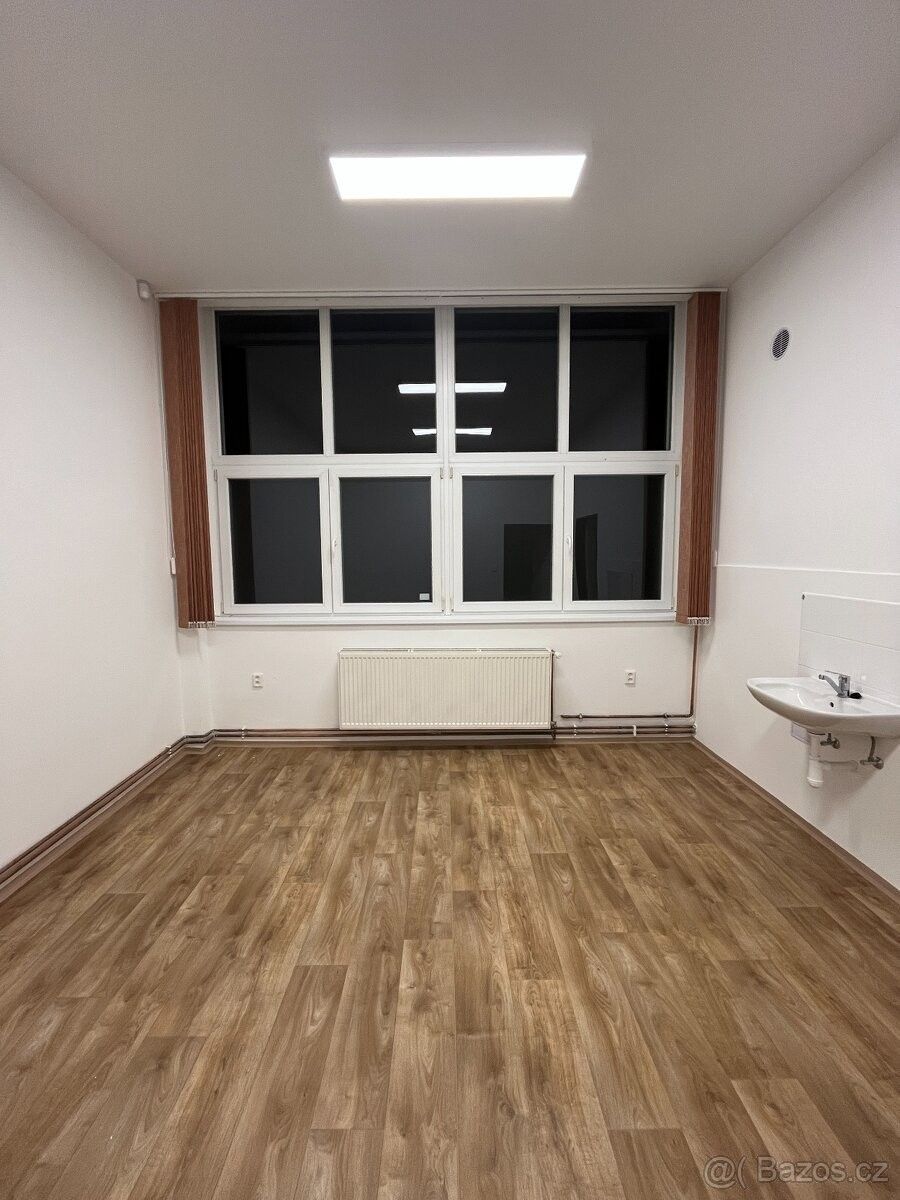 Obchodní prostory, Kolín, 280 02 - 2