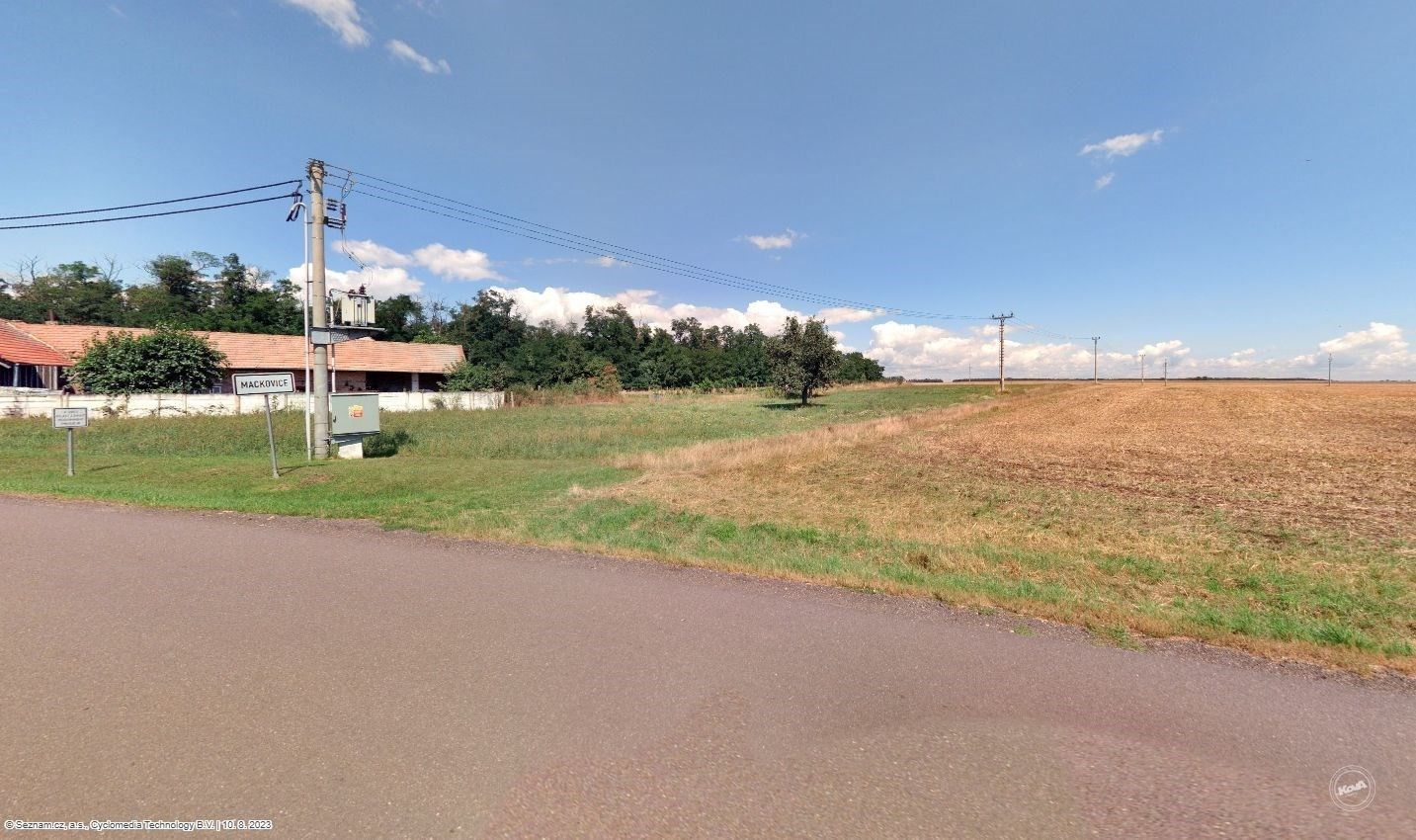 Prodej pozemek pro bydlení - Mackovice