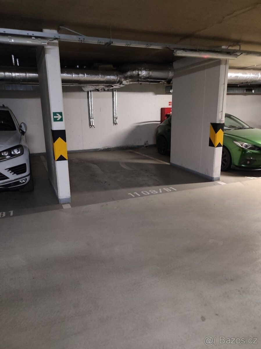 Garáže, Praha, 190 00