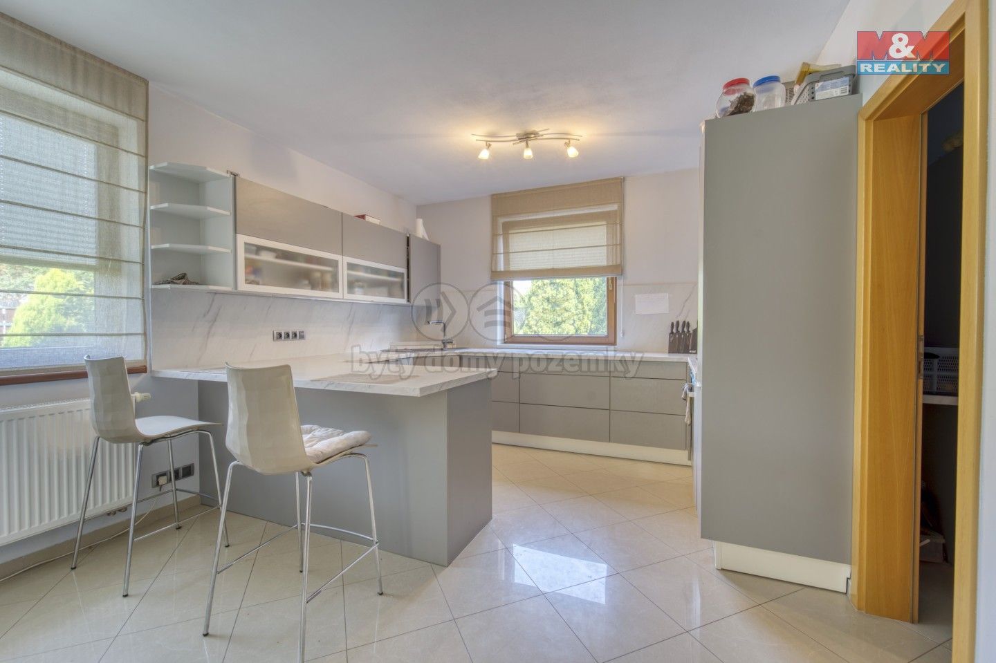 Pronájem rodinný dům - Zlatá, Zruč-Senec, 160 m²