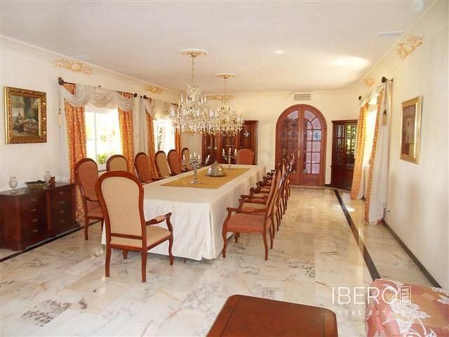 Rodinný dům · 1 618 m² · La Quinta, ES - 4