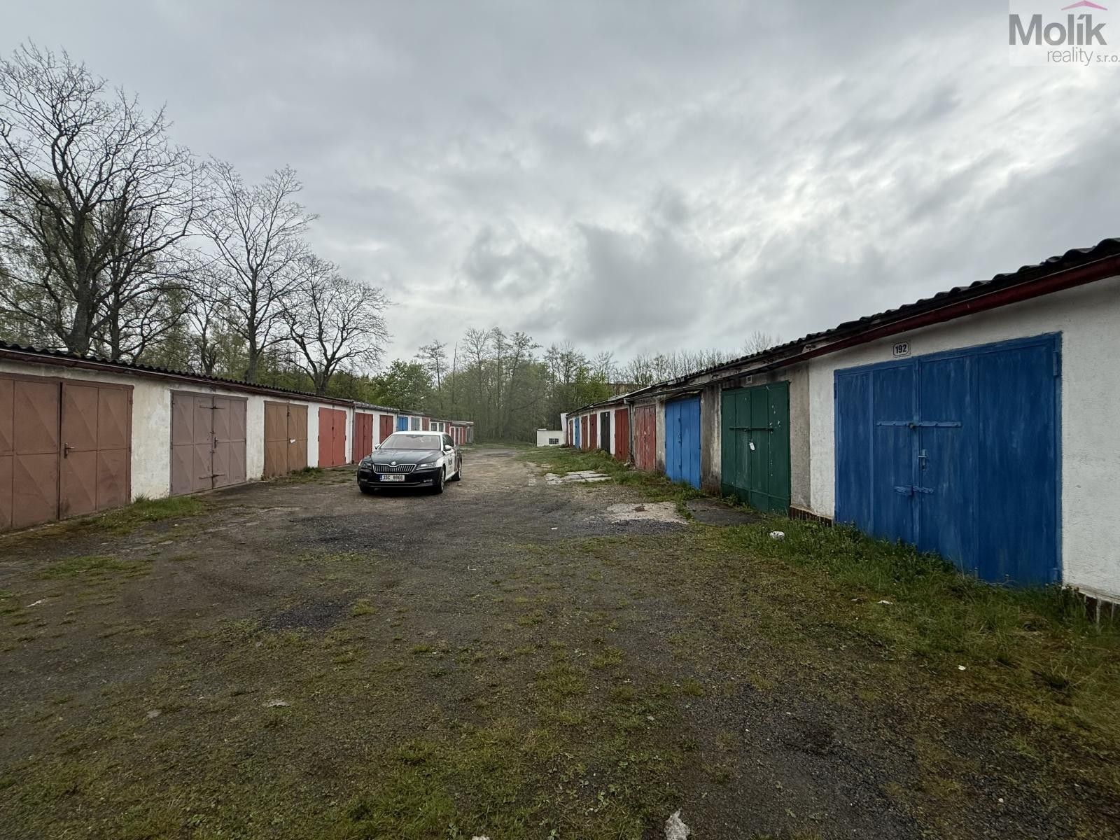 Garáže, Chebská, Aš, 88 m² - 2