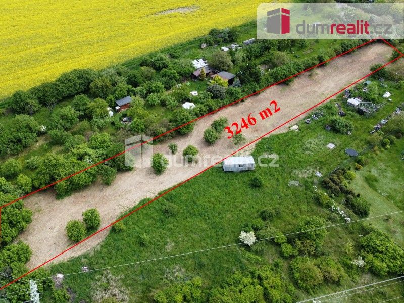 Zahrady, Chloumecká, Mělník, 3 246 m² - 1