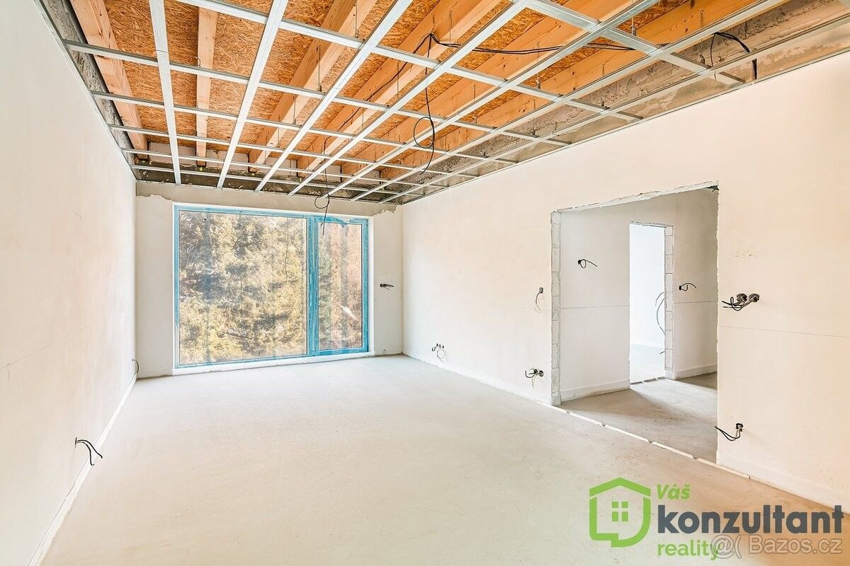 Byty, Adamov, 679 04