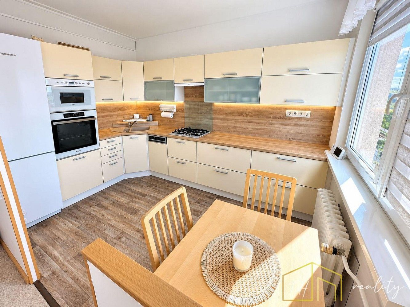 Byt 3+kk · 62 m² · Česká, Most - 3