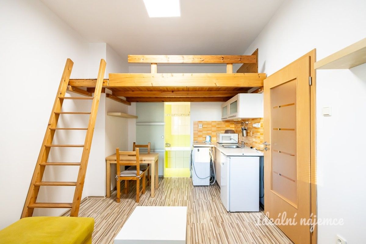 1+kk, Přístavní, Praha, 20 m² - 1