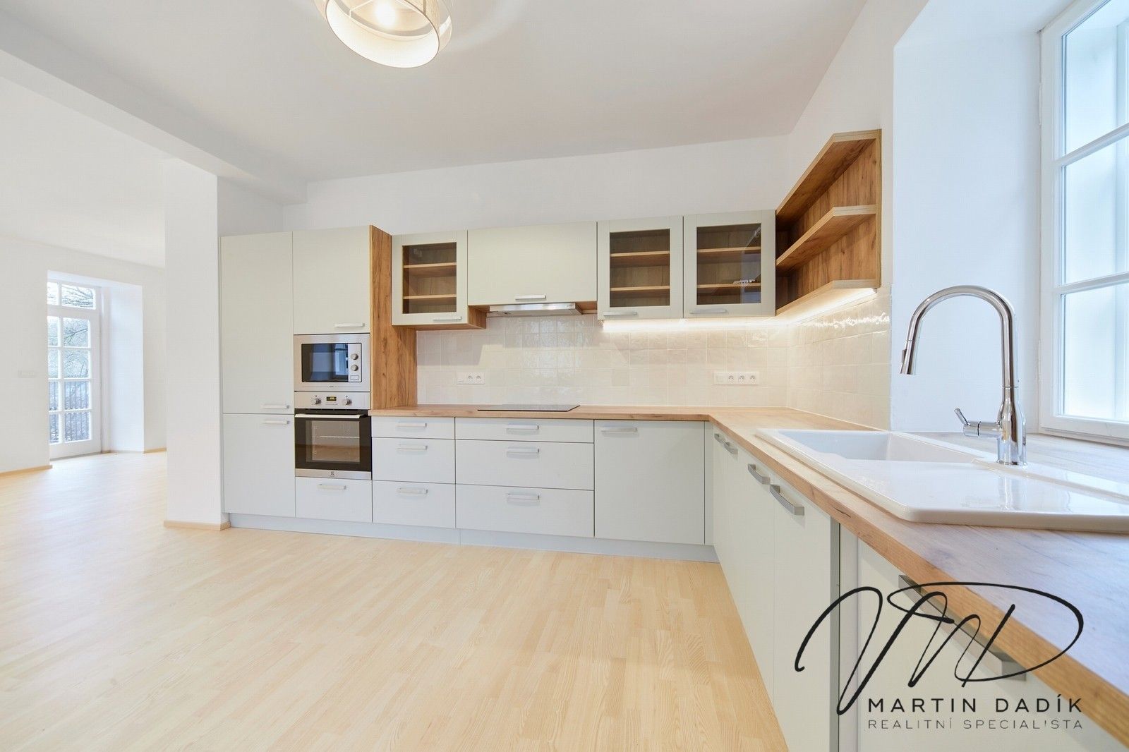 Prodej rodinný dům - Lojovice, Velké Popovice, 145 m²