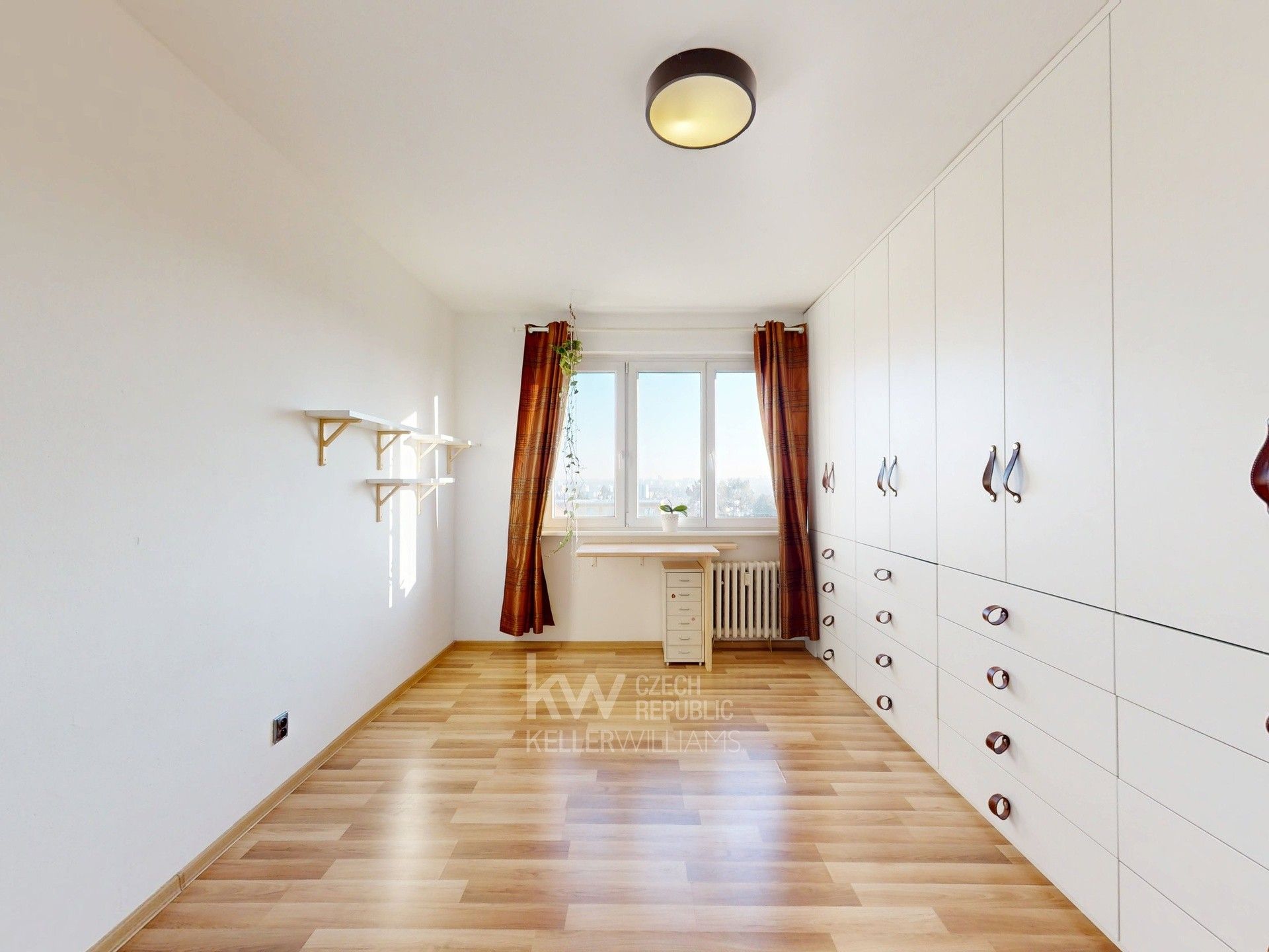 Pronájem byt 2+1 - U krbu, Praha, 55 m²