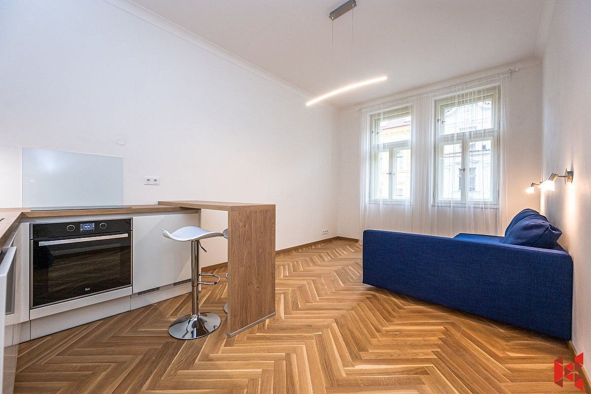 2+kk, Praha - Bubeneč, okres Praha 7, Hlavní město Praha, 43 m² - 1