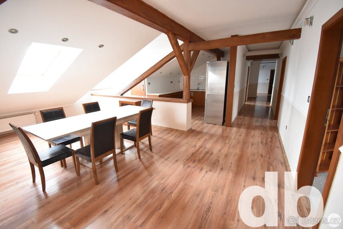 Byty, Karlovy Vary, 360 01