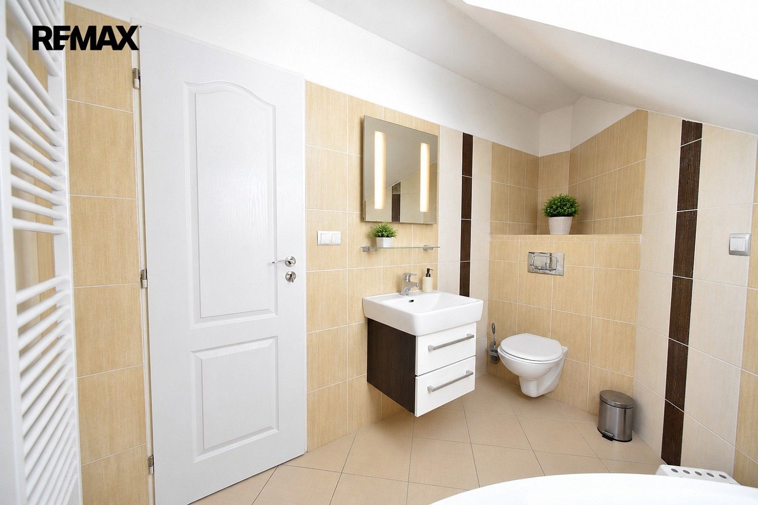 Prodej byt 3+kk - Lichoceves - Noutonice, okres Praha-západ, Středočeský kraj, 76 m² - 5