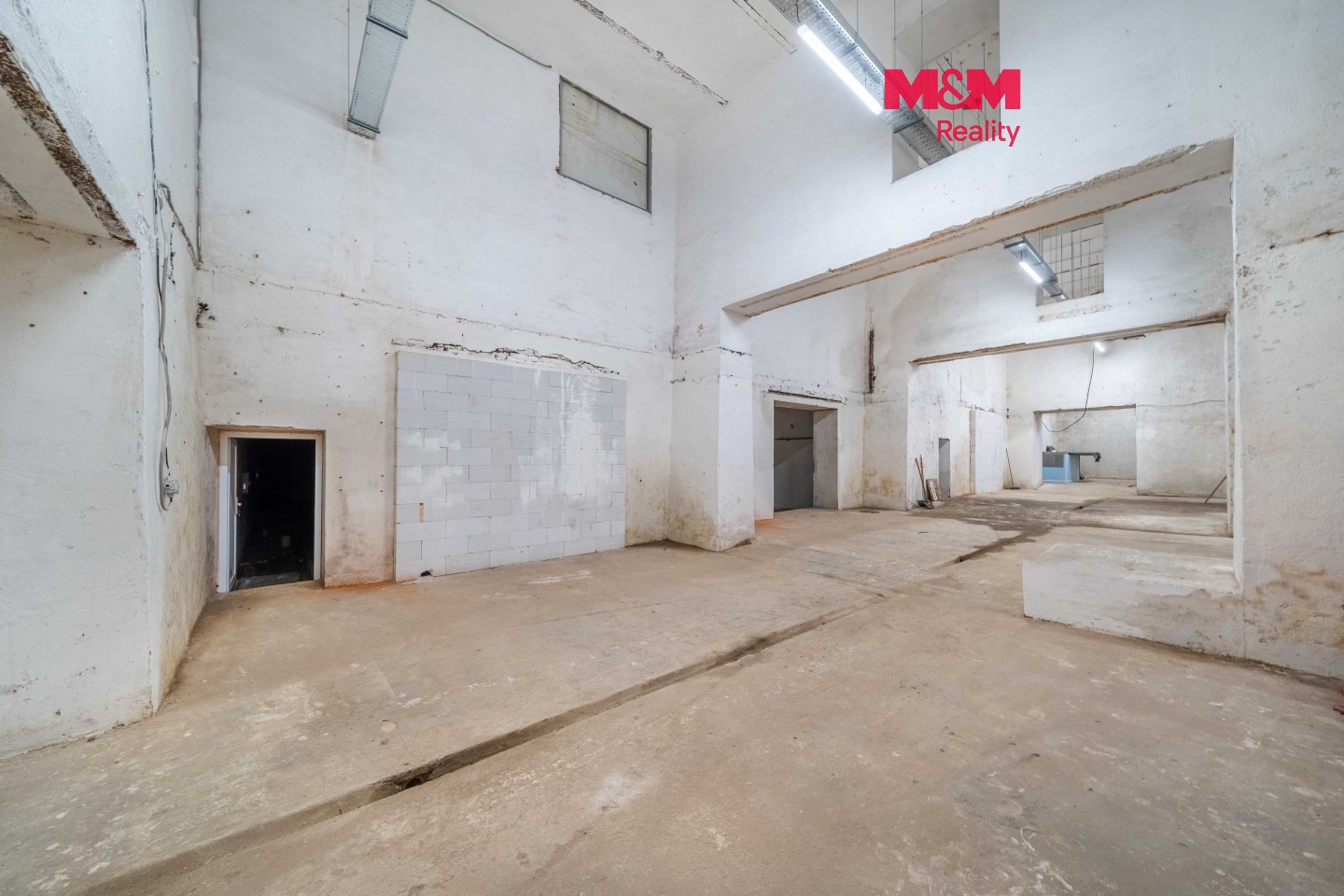 Výrobní prostory, Plzeňská, Štěnovice, 1 366 m² - 1