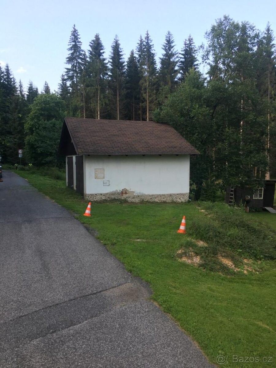 Garáže, Kořenov, 468 49