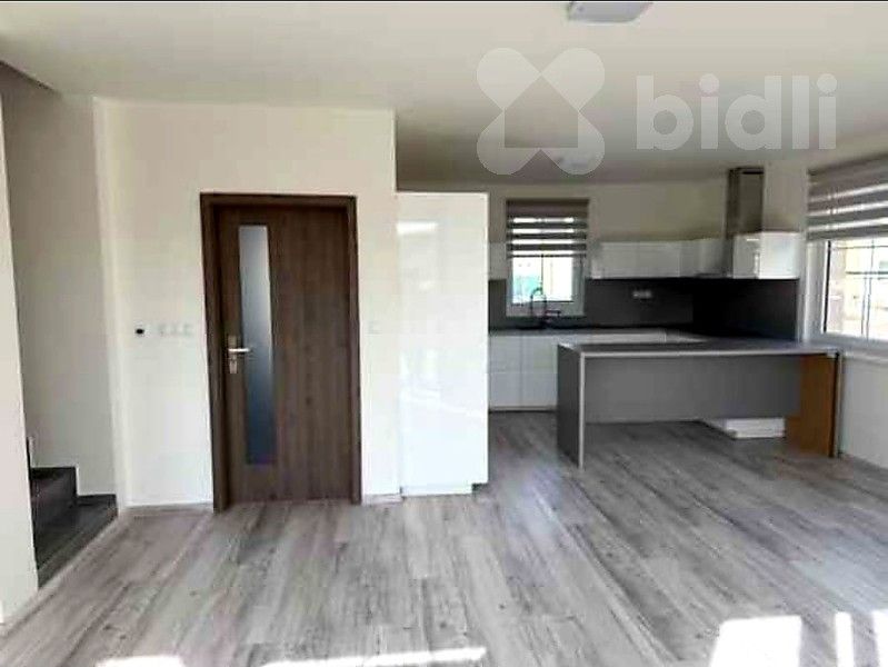 Rodinný dům · 120 m² · V Jezírkách 534, Postřižín - 3