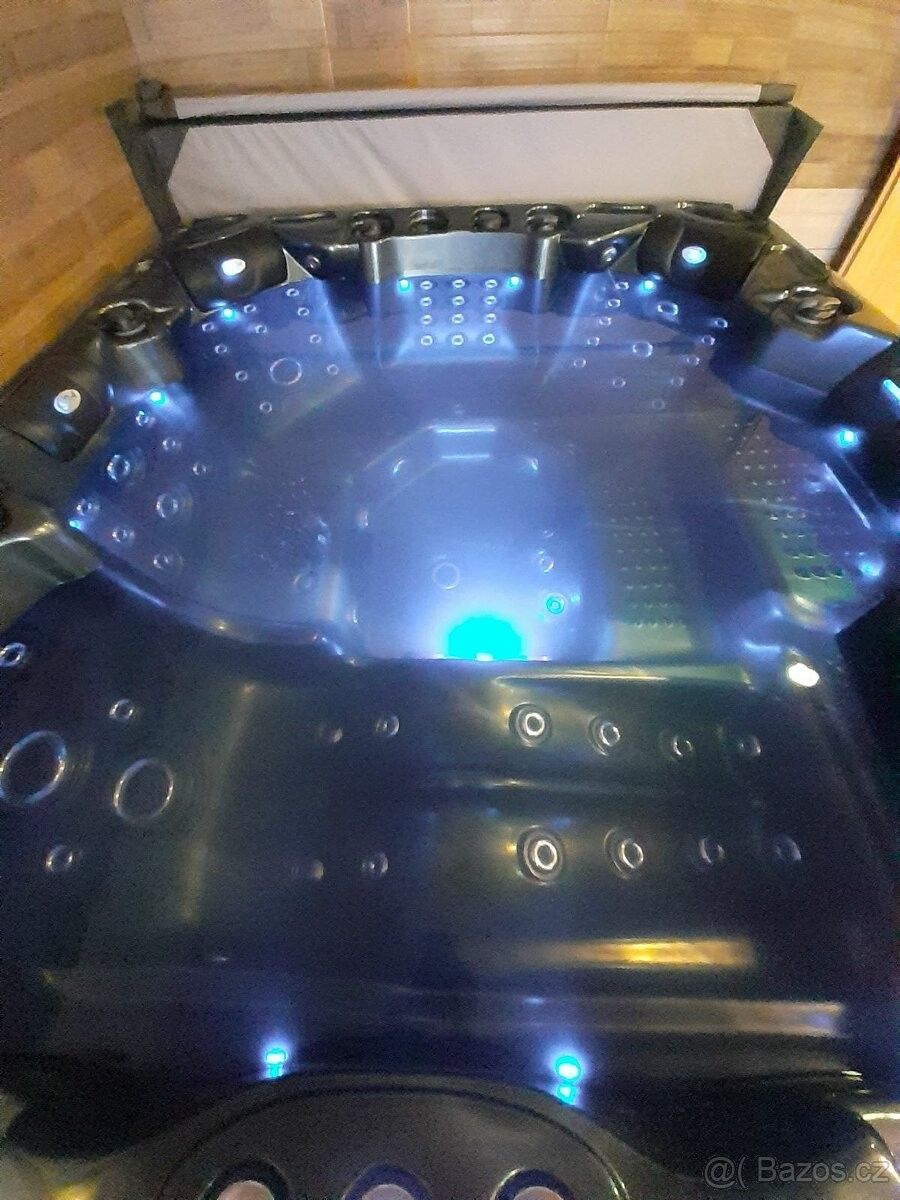 Pronájem byt - Luhačovice, 763 26