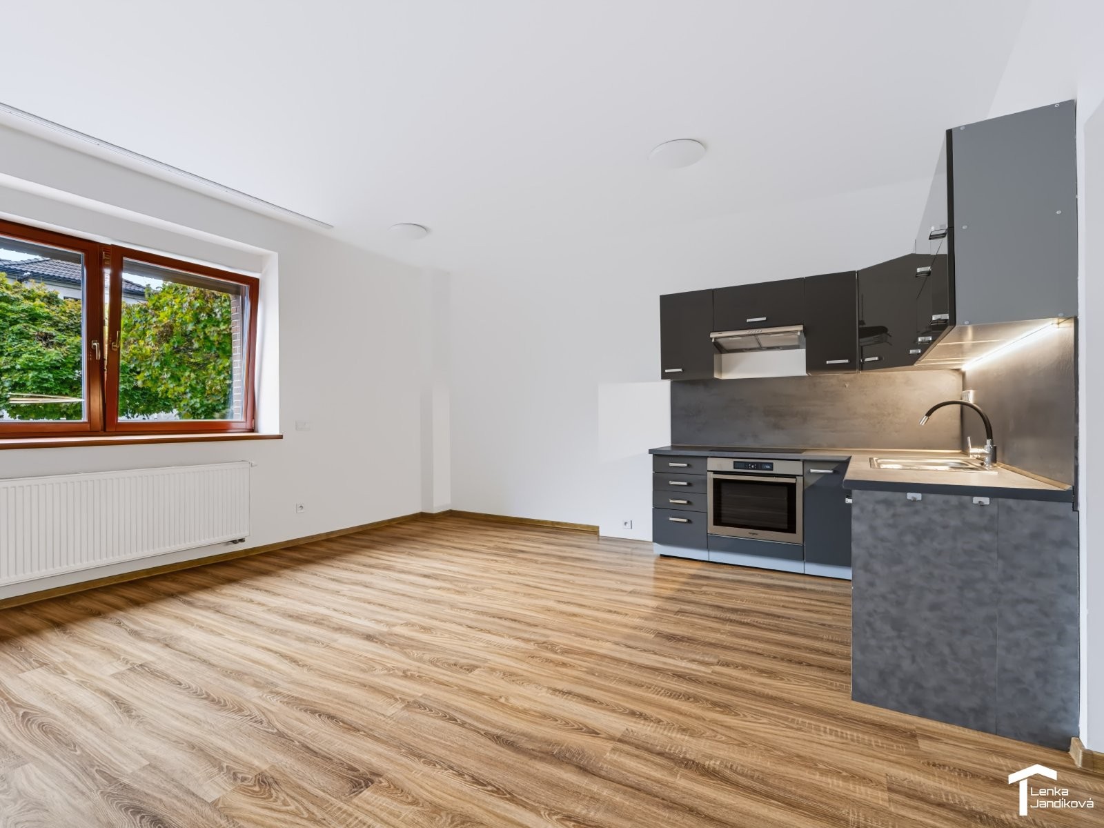 Pronájem byt 2+kk - Češkova, Pardubice, 48 m² - 2