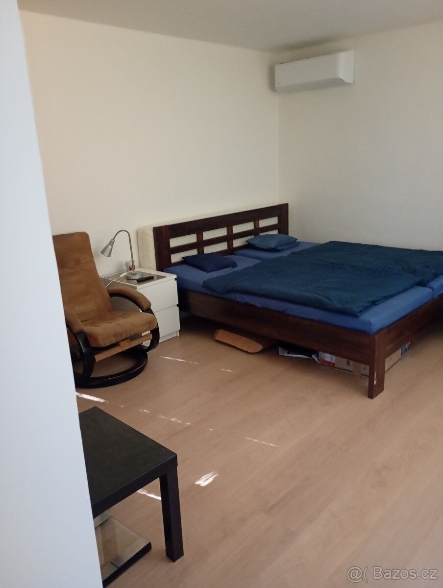 Byty, Židlochovice, 667 01