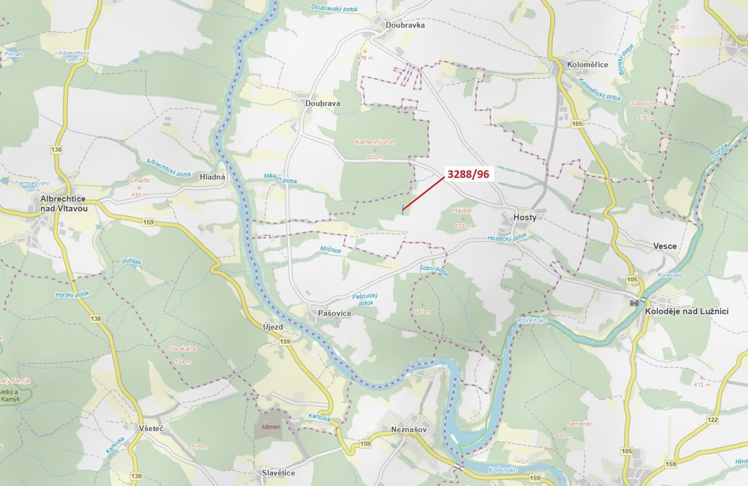 Les, 1 630 m²