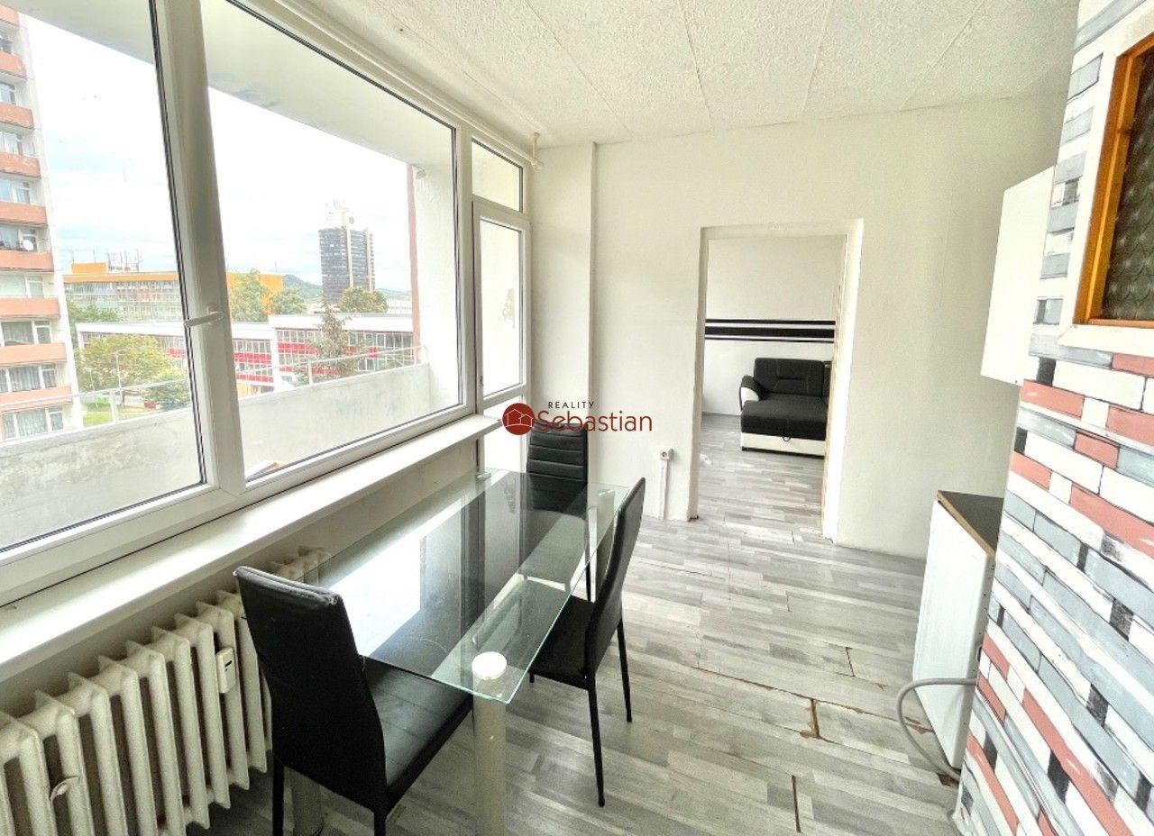 Byt 3+1 · 63 m² · M. G. Dobnera, Most - 3