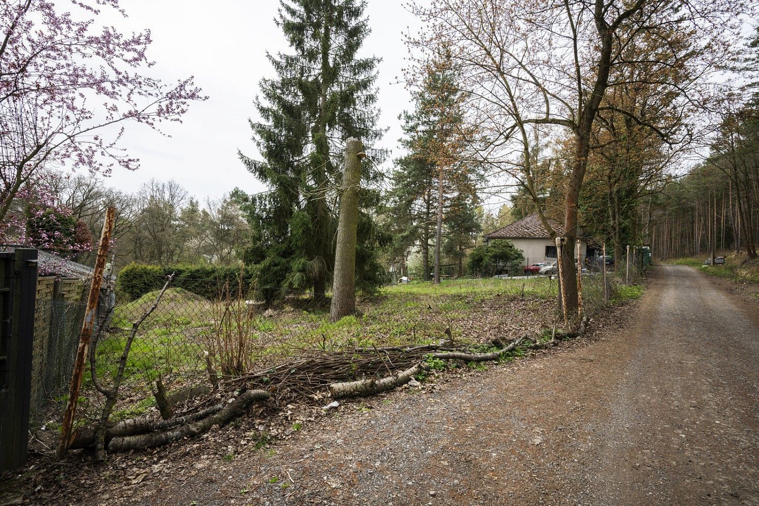 Prodej pozemek pro bydlení - Mníšek pod Brdy, okres Praha-západ, Středočeský kraj - 5