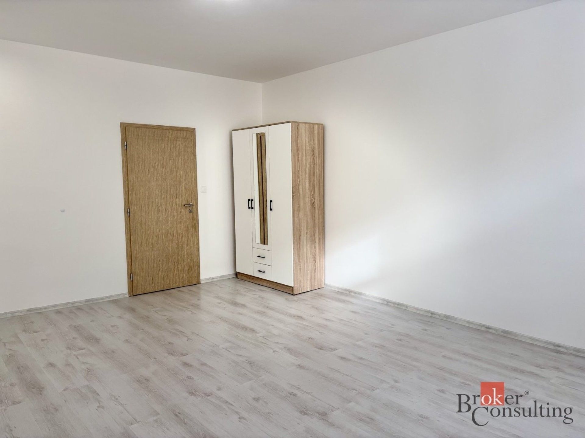 Pronájem byt 1+1 - Na Nivě, Opava, 37 m² - 5