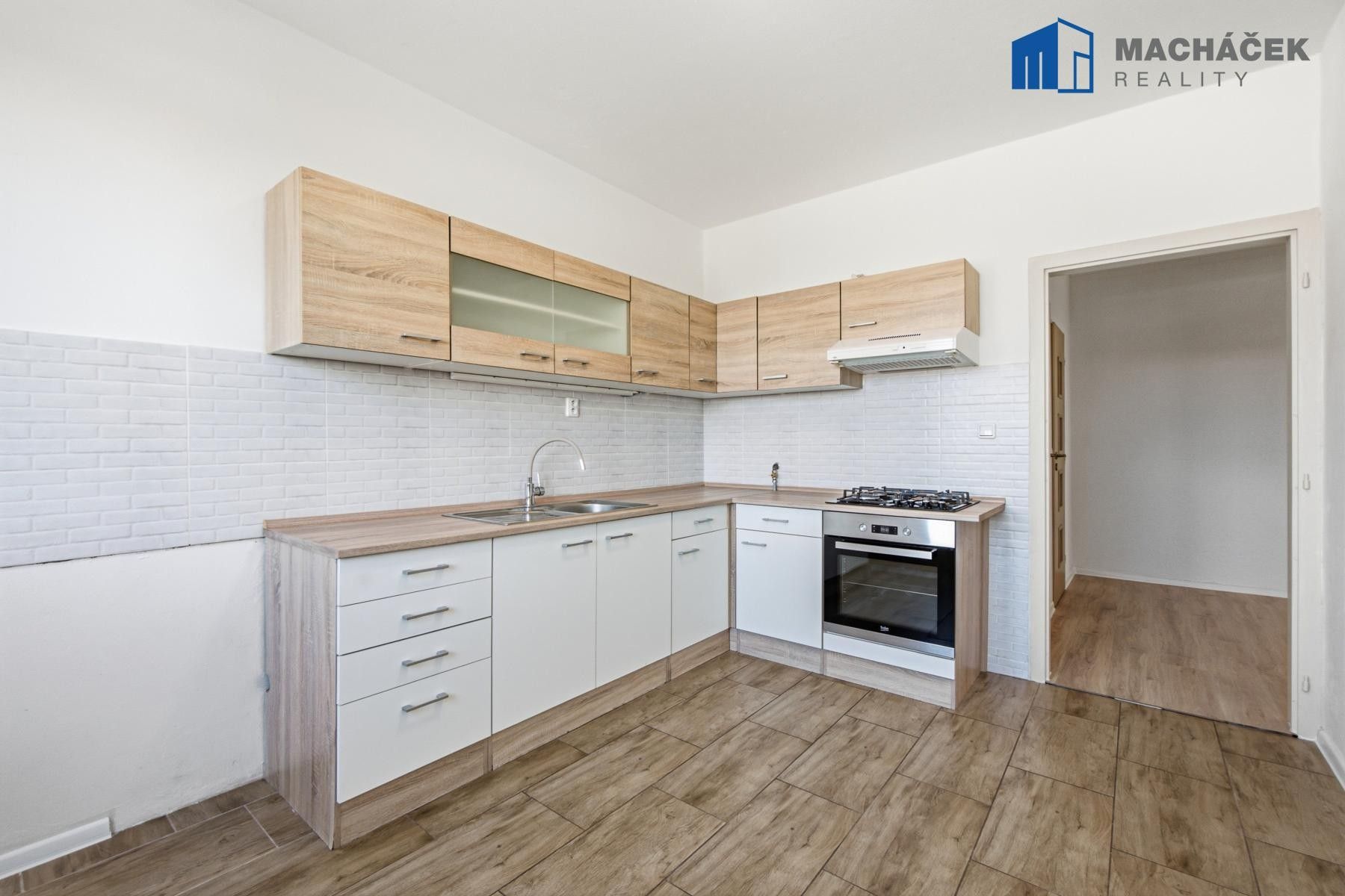 3+1, Edisonova , Teplice Trnovany, 80 m² - 2