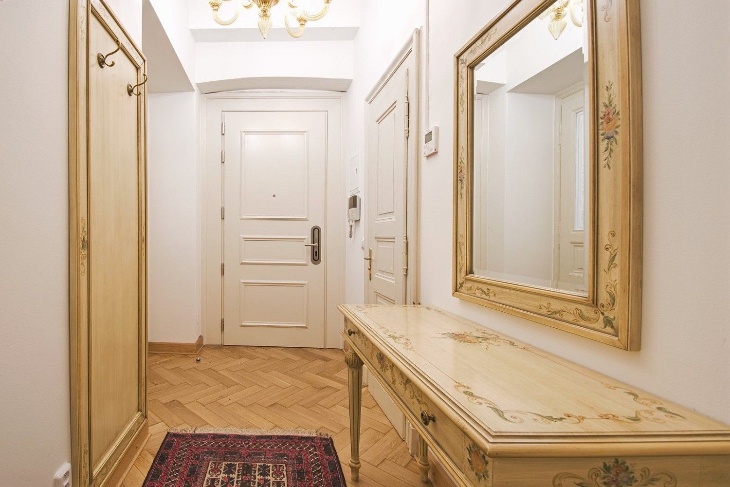 Pronájem byt 3+kk - Truhlářská, Praha 1 - Nové Město, 79 m² - 5