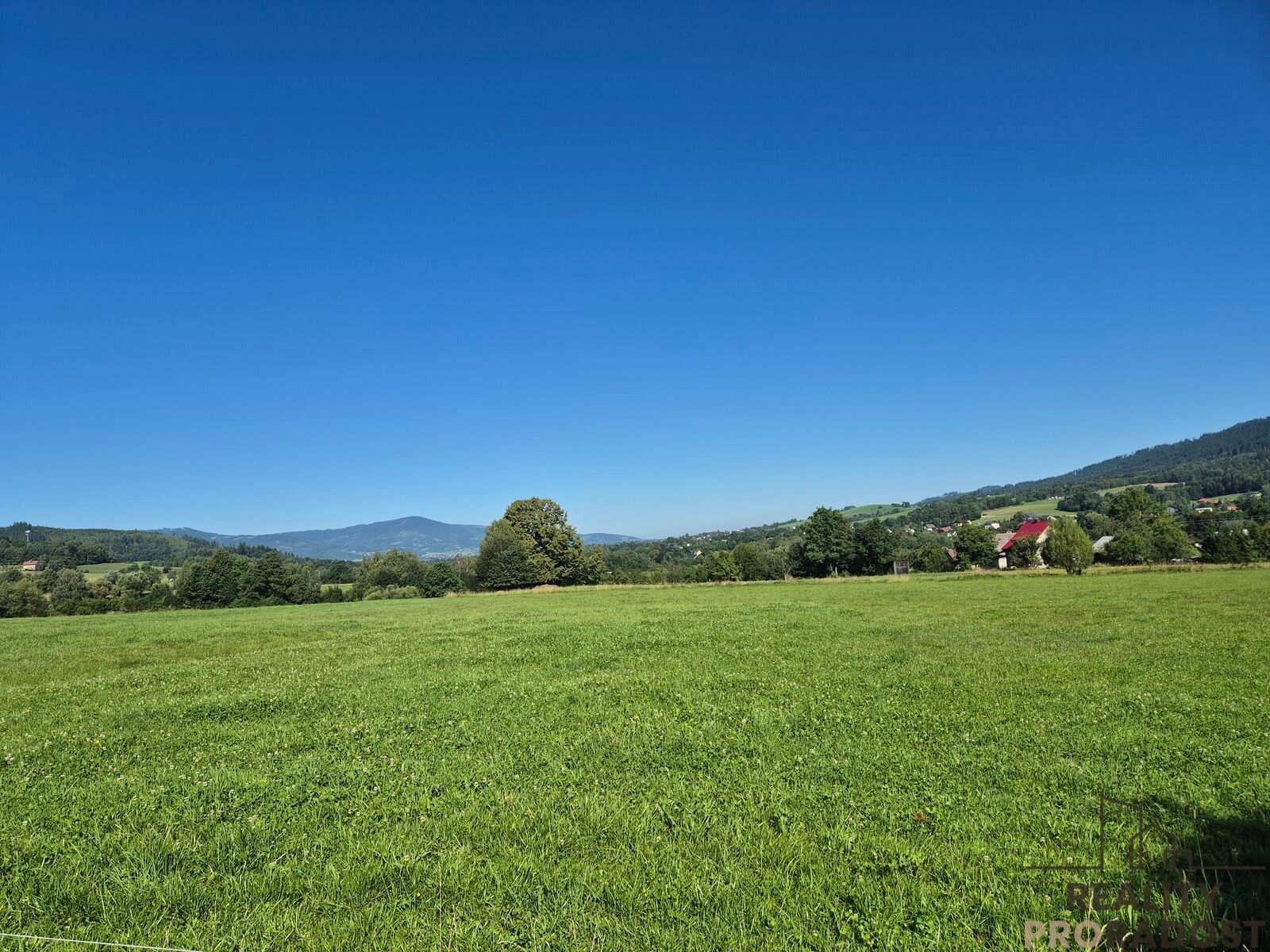 Zahrady, Bukovec, 1 755 m² - 1