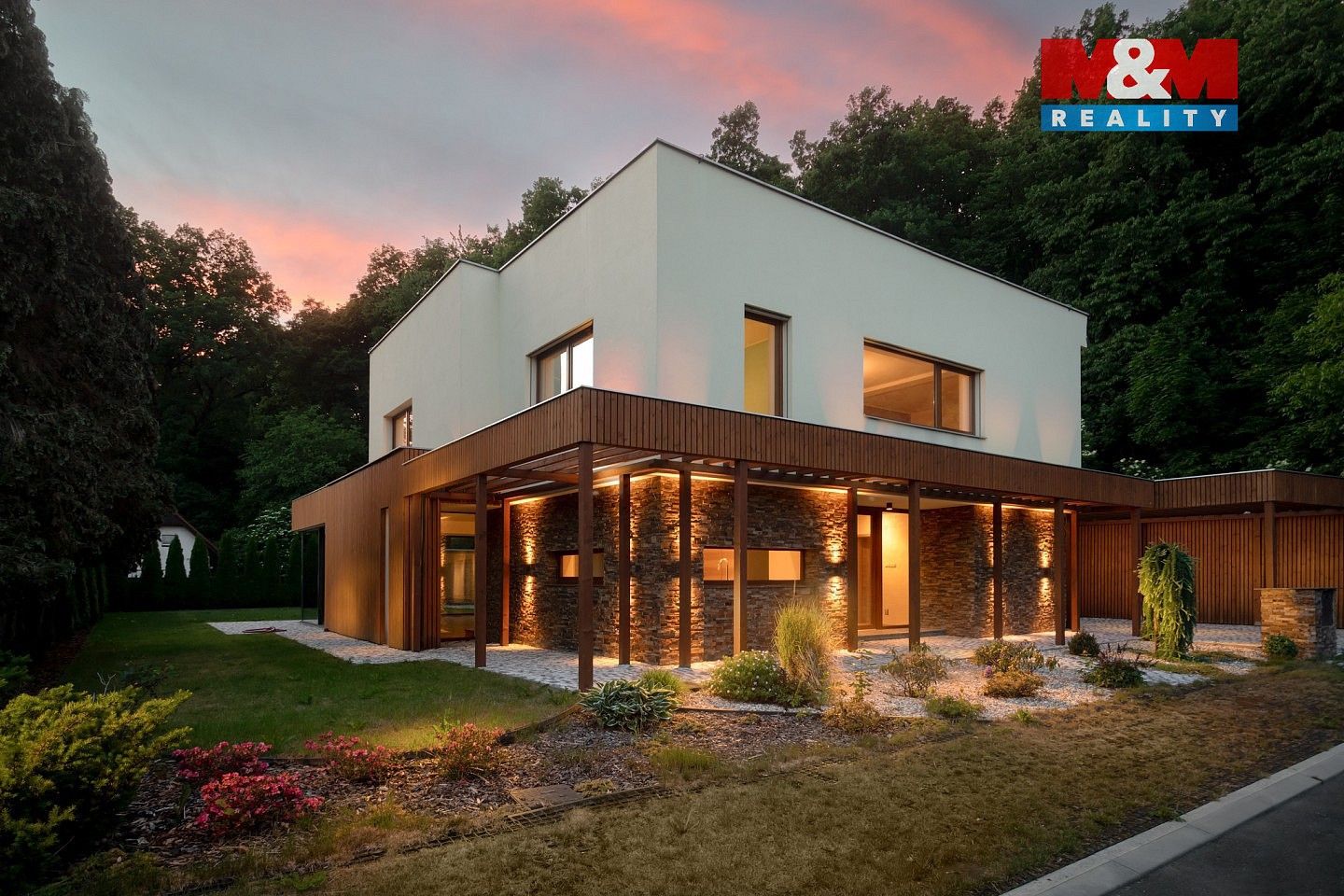 Rodinné domy, Luční, Bílovec, okres Nový Jičín, 279 m² - 1