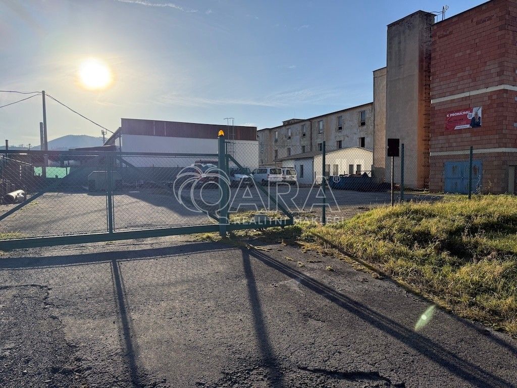 Pronájem výrobní prostory - Martinská čtvrť, Frenštát pod Radhoštěm, 966 m²