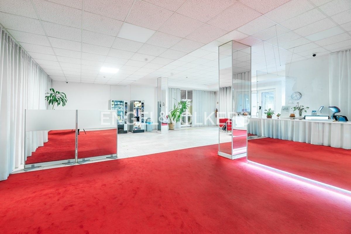 Pronájem kancelář - Roztylská, Praha, 350 m²