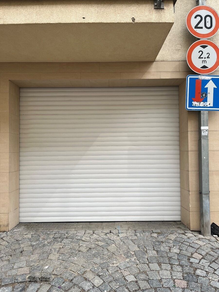 Pronájem garáž - Praha, 150 00