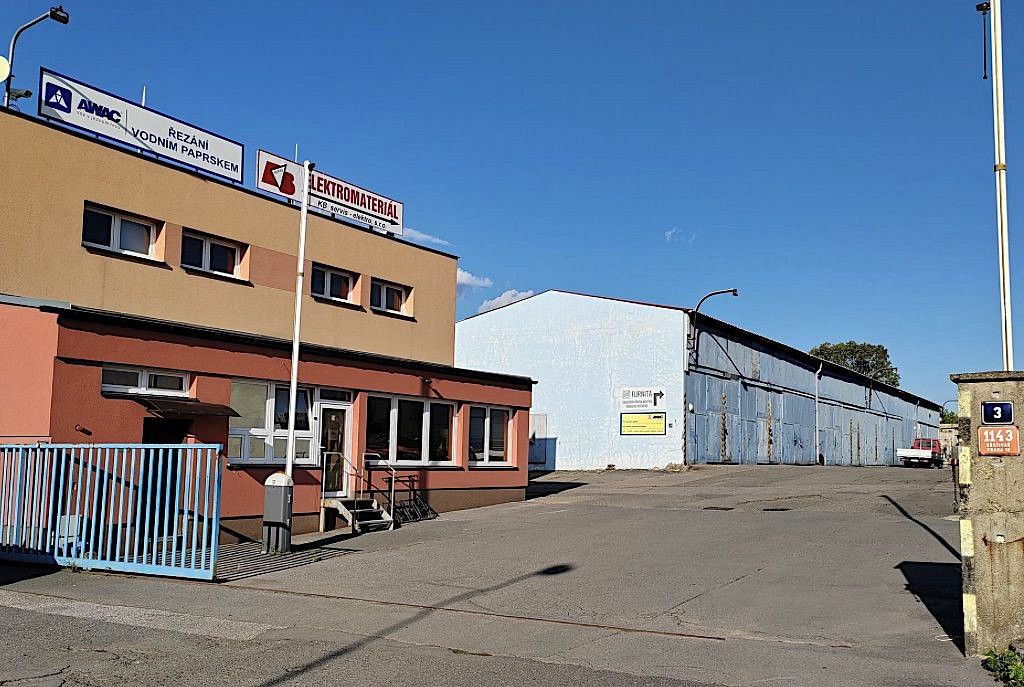 Kanceláře, Průhonice, 152 m² - 1