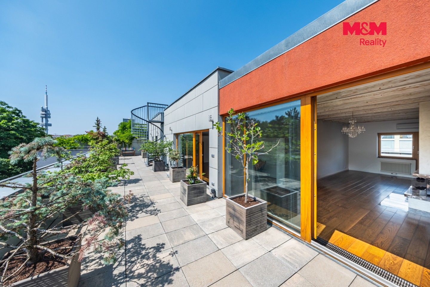 Byt 5+kk · 189 m² · Jeseniova, Praha - 3