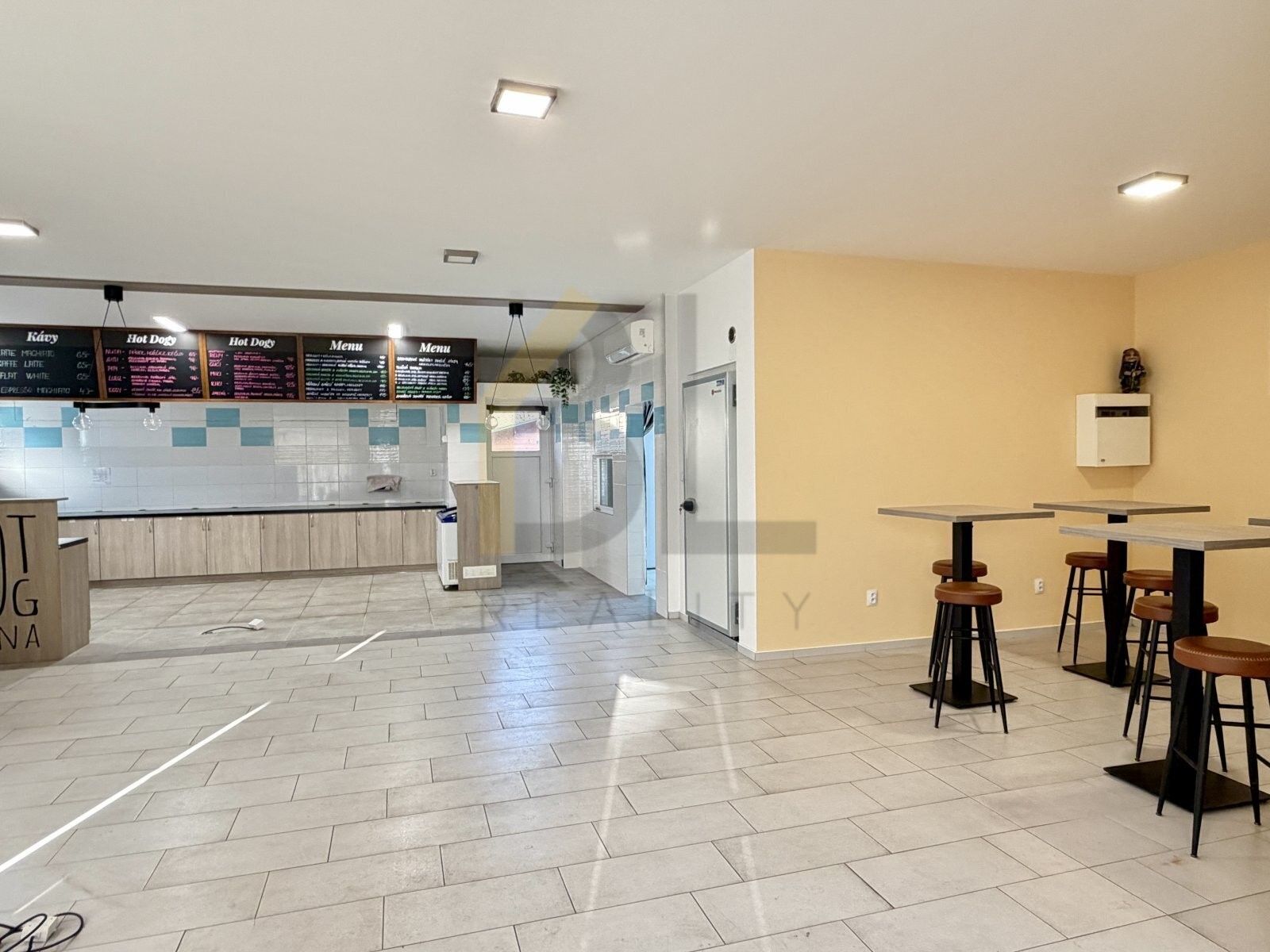 Obchodní prostory · 122 m² · Slavíkova, Hodonín - 4
