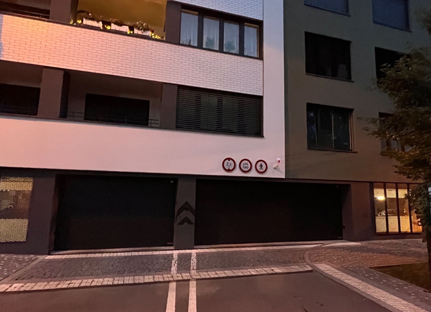 Garáž · 13 m² · Jankovcova, Praha - Holešovice - 4