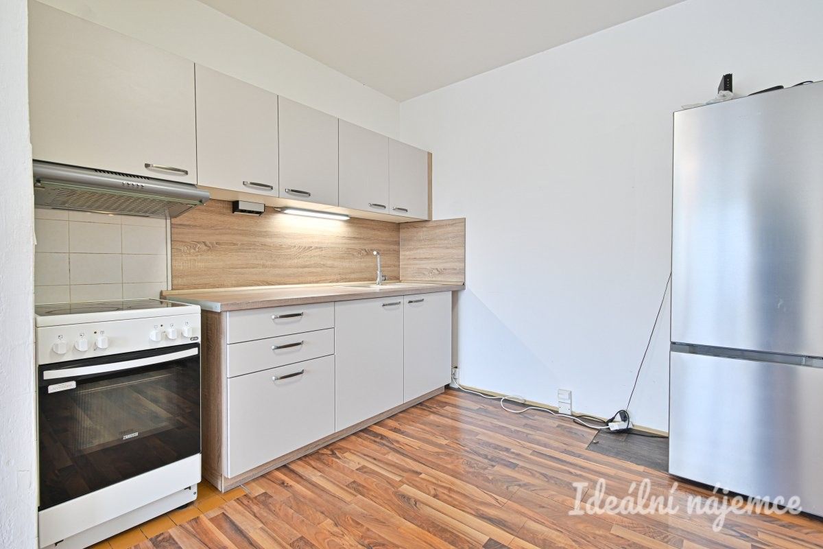 2+kk, Koniklecová, Brno, 48 m²